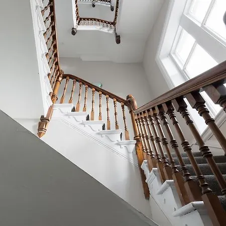 Apartment Bank Chambers Apts - Harrogate Stays Knaresborough