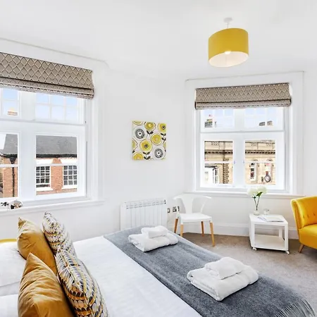 Apartment Bank Chambers Apts - Harrogate Stays *